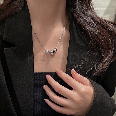201 Stainless Steel 3 Round Graduated Beaded Pendant Necklaces FS-WGD22DA-01-1