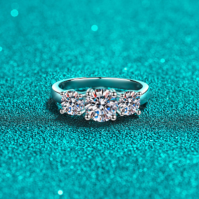 Rhodium Plated 925 Sterling Silver Pave 8.2x4.9mm Moissanite Finger Rings WG3C802-04-1