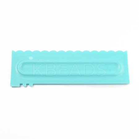 Plastic Baking Edge Dough Scraper and Cutter Pastry Spatulas AJEW-P077-04-1