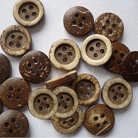 Carved Round 4-hole Sewing Button NNA0Z14-1
