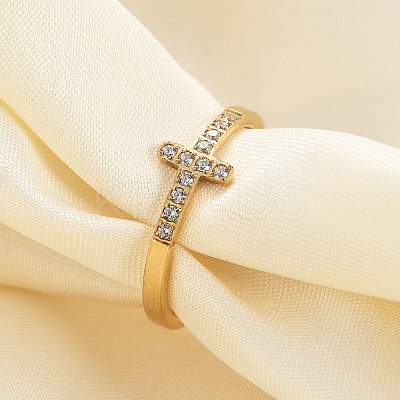 Cross Stainless Steel Micro Pave Clear Cubic Zirconia Finger Rings for Women FS-WG88B59-05-1