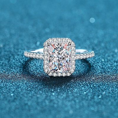 Rhodium Plated 925 Sterling Silver Micro Pave 8.2x4.9mm Moissanite Finger Rings for Women WG8E258-75-1