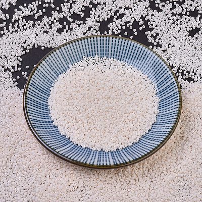 MIYUKI Delica Beads SEED-X0054-DB1520-1