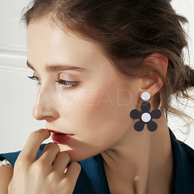 2 Pairs 2 Colors Acrylic Flower Asymmetrical Earrings EJEW-FI0001-09-1