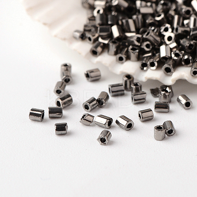 FGB 15/0 Grade A Glass Seed Beads SEED-A023-F15-H576-1