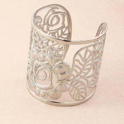 Hollowed Out Alloy Cuff Bangles for Women FS-WGDA091-02-1