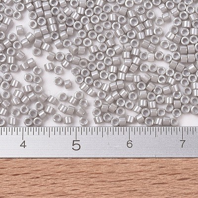 MIYUKI Delica Beads X-SEED-J020-DB1538-1