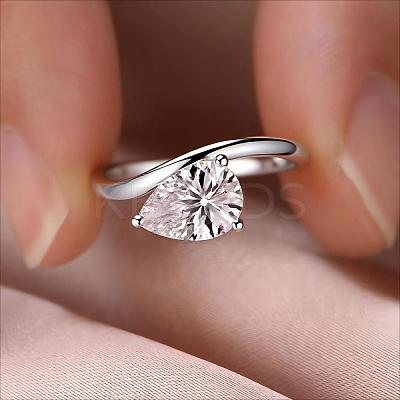 Brass Pave Single Cubic Zirconia Finger Rings for Women ZK8046-2-1