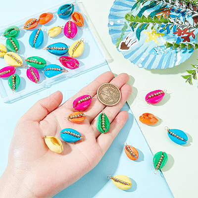 30Pcs 5 Colors Spray Painted Natural Cowrie Shell Pendants SSHEL-GA0001-15-1