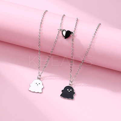 2Pcs Ghost Alloy Black & White Enamel Split Pendant Best Friend Necklaces with Heart Magnetic Clasps FS-WG095C9-01-1