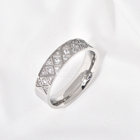 304 Stainless Steel with Clear Cubic Zirconia Finger Rings FS-WG2FC1C-07-1
